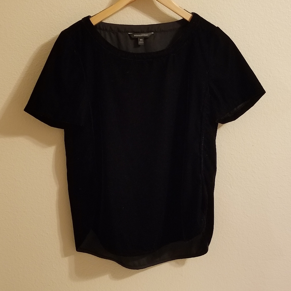 ⭐3 for $20 Black Velvet Top
